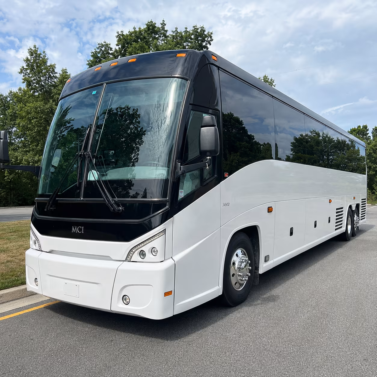 corporate airport transfer buses to denver international airport den