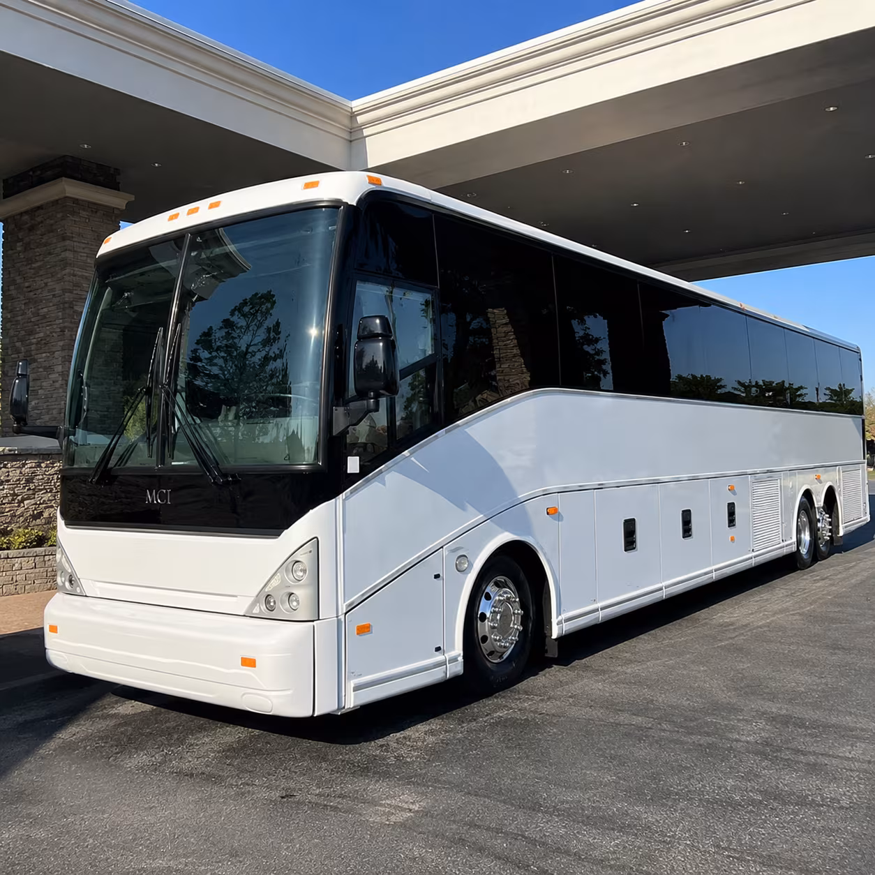 game day and event shuttle buses for lakewood employers