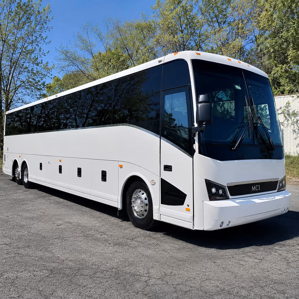 how the distance and duration of your trip affect charter bus rates in lakewood