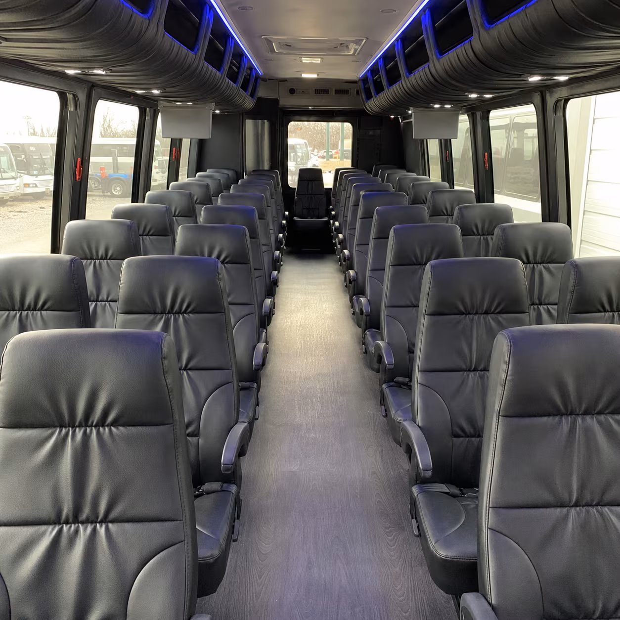 lakewood long distance transportation onboard seating